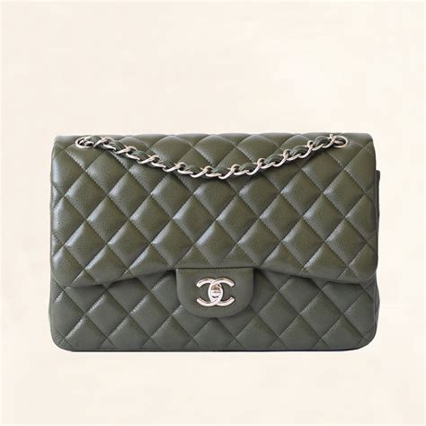 chanel classic jumbo calfskin